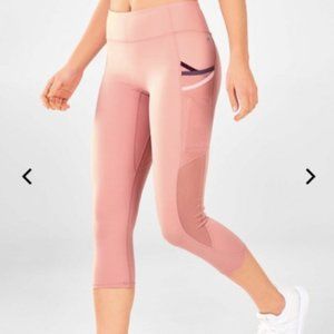 Fabletics Trinity Pocket Leggings Pink